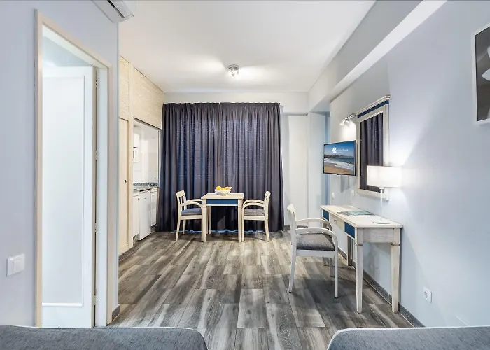 Colón Playa * Las Palmas de Gran Canaria